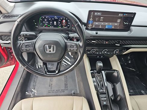Used 2024 Honda Accord EX-L image 15
