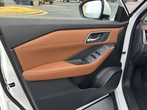 New 2026 Nissan Rogue Platinum w/ Platinum Premium Package image 14