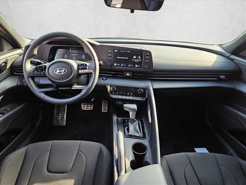 New 2026 Hyundai Elantra Sport image 11