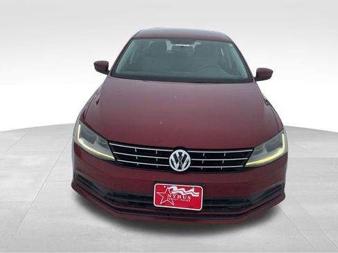 Used 2018 Volkswagen Jetta S image 2
