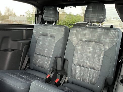 Used 2024 Ford Bronco Heritage Edition AWD/4WD image 11