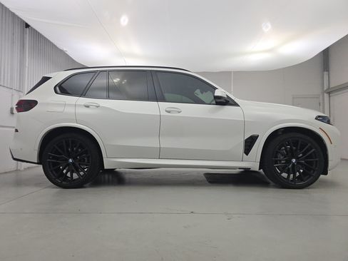 Used 2025 BMW X5 sDrive40i w/ M Sport Package RWD image 8