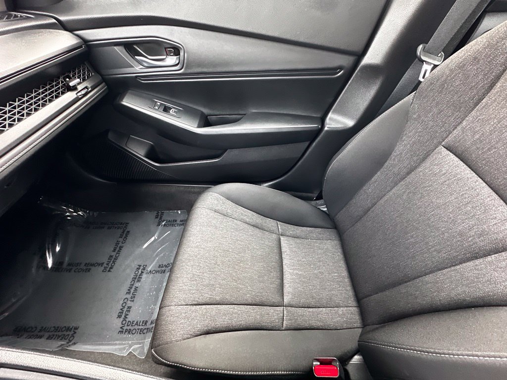 Certified 2025 Honda Accord SE image 32