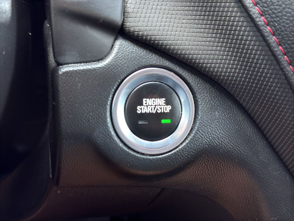 Used 2023 Chevrolet Equinox RS w/ RS Leather Package AWD/4WD image 20