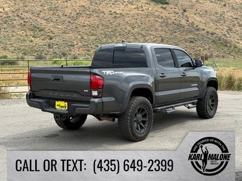 Used 2019 Toyota Tacoma TRD Sport w/ Technology Package RWD image 5