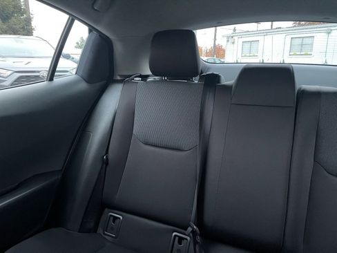 Used 2025 Toyota Prius LE image 39