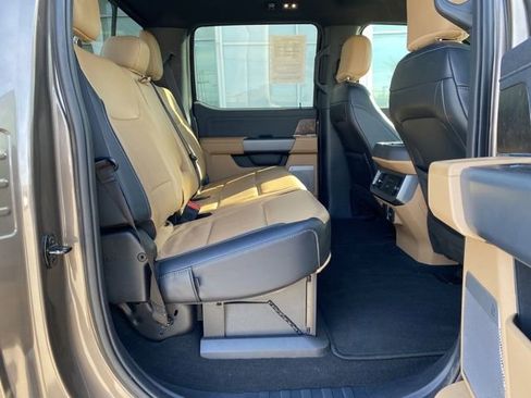 Used 2023 Ford F350 Lariat w/ Lariat Ultimate Package image 23