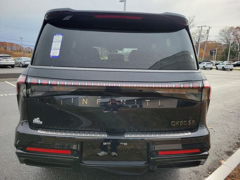 New 2026 INFINITI QX80 4WD image 6