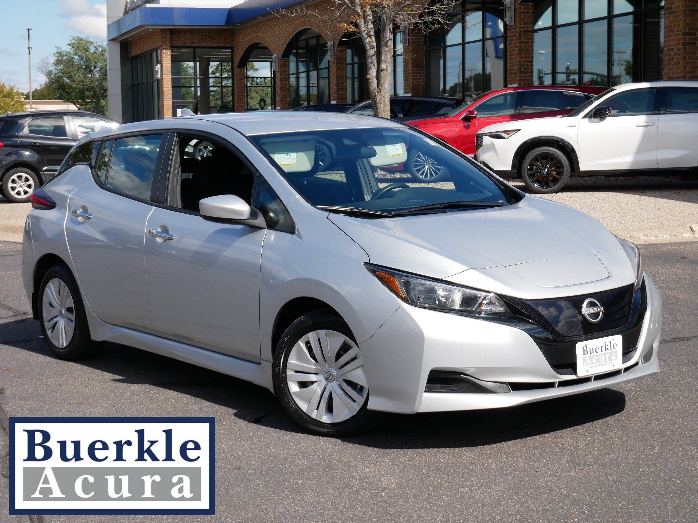 Used 2025 Nissan Leaf S FWD image 1