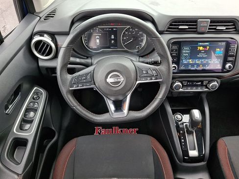 Used 2024 Nissan Versa SR FWD image 11