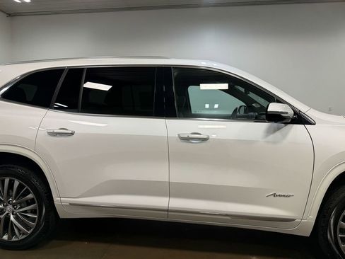 Used 2025 Buick Enclave Avenir w/ Super Cruise Package AWD/4WD image 31