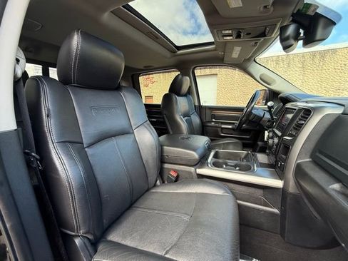 Used 2018 RAM 2500 Laramie w/ Sport Appearance Group image 31