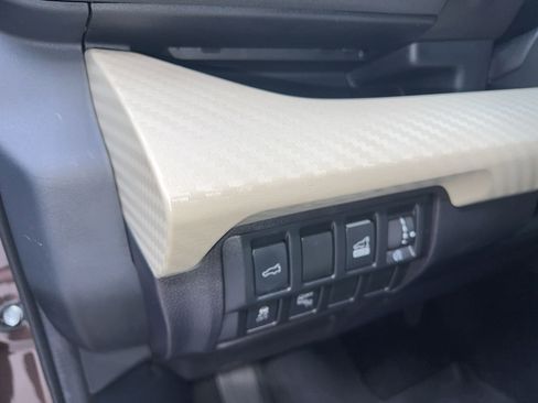 Used 2019 Subaru Ascent Premium image 16