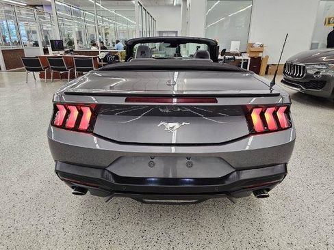 Used 2025 Ford Mustang Premium RWD image 12