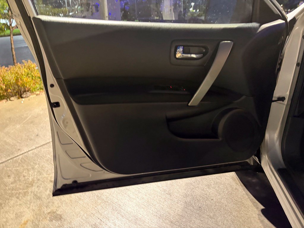 Used 2012 Nissan Rogue S AWD/4WD image 13