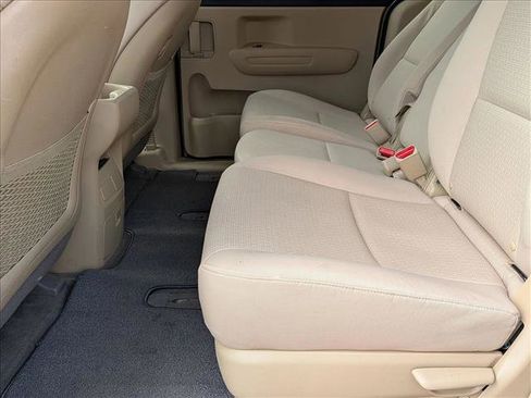 Used 2017 Kia Sedona LX image 17