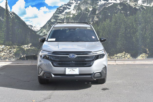 Used 2025 Subaru Forester Touring w/ Protection Package AWD/4WD image 5