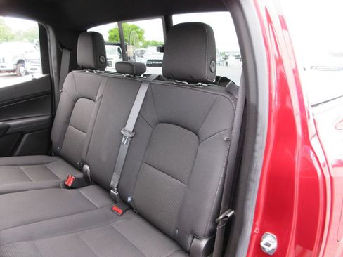 Used 2023 Chevrolet Colorado LT w/ LT Convenience Package AWD/4WD image 21