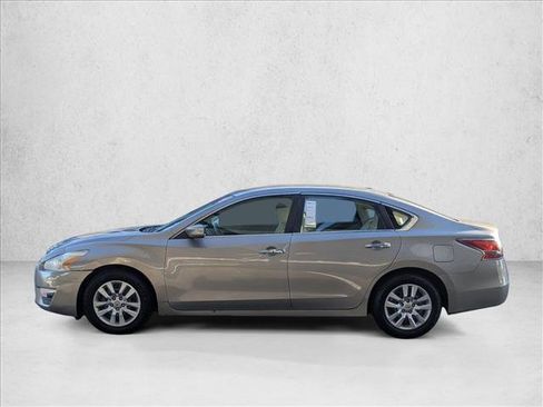 Used 2015 Nissan Altima 2.5 S w/ Power Driver Seat Package image 9