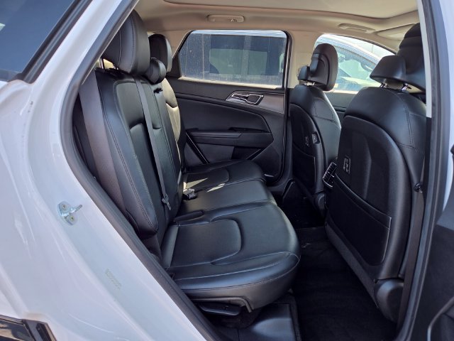 Used 2023 Kia Sportage SX FWD image 14