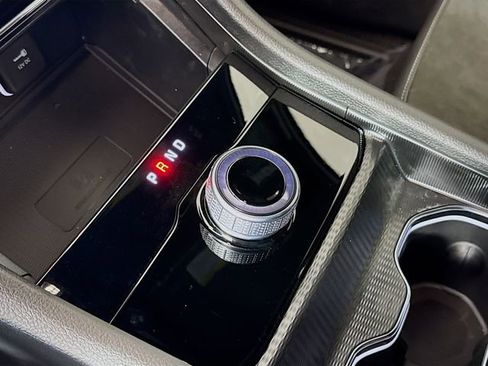 New 2025 Jeep Grand Cherokee Laredo image 15