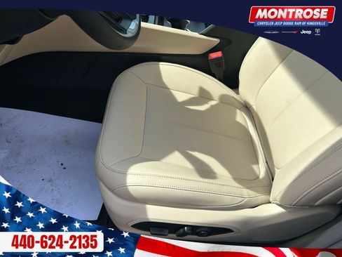 New 2026 Jeep Grand Cherokee Limited w/ Limited Altitude Package AWD/4WD image 19
