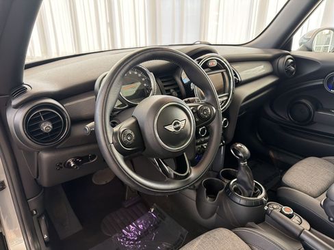 Used 2016 MINI Cooper 2-Door Hardtop FWD image 4