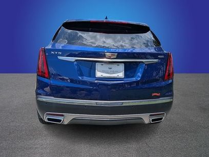 New 2025 Cadillac XT5 Premium Luxury w/ Technology Package