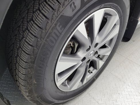 Used 2015 Nissan Murano S w/ Navigation Package image 31