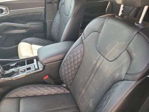 Used 2021 Kia Sorento SX FWD image 11