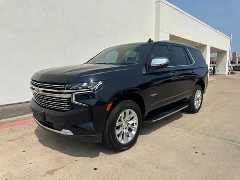 Used 2021 Chevrolet Tahoe Premier RWD image 3