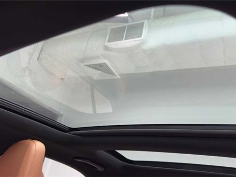 Used 2023 Mercedes-Benz C 300 Sedan image 33