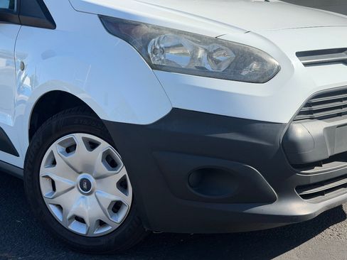 Used 2018 Ford Transit Connect XL FWD image 3