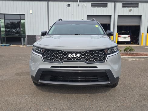 Certified 2022 Kia Sorento S w/ Panoramic Sunroof Package AWD/4WD image 3