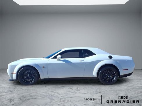 Used 2022 Dodge Challenger R/T Scat Pack image 5