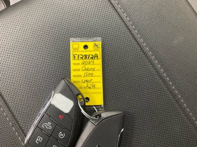 Used 2024 Chevrolet Silverado 1500 LTZ AWD/4WD image 21
