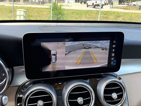 Used 2022 Mercedes-Benz GLC 300 image 21