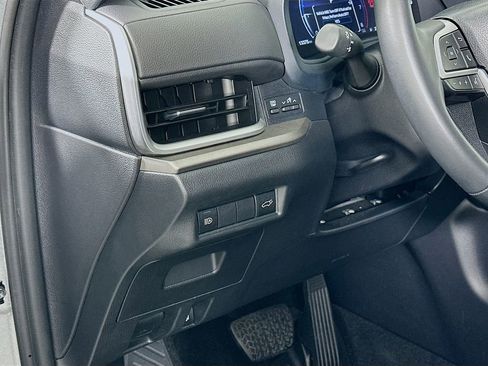 Certified 2025 Toyota Grand Highlander AWD image 10