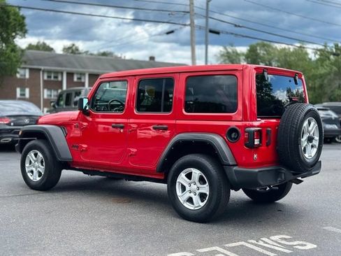 Used 2022 Jeep Wrangler Unlimited Sport w/ Sun And Sound Package AWD/4WD image 3