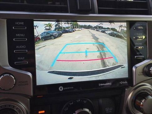 Used 2020 Toyota 4Runner SR5 Premium w/ Moonroof Package RWD image 17