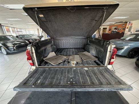 Used 2006 Chevrolet Silverado 1500 LS RWD image 24