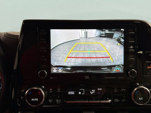 Used 2020 Toyota Highlander Limited AWD/4WD image 29