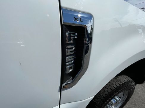Used 2020 Ford F250 XL w/ Power Equipment Group AWD/4WD image 25