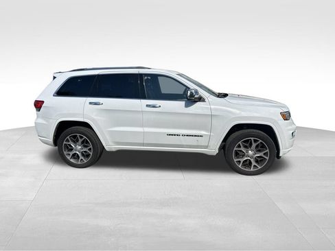 Certified 2021 Jeep Grand Cherokee Overland AWD/4WD image 3