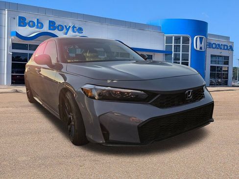 Used 2025 Honda Civic Sport image 2