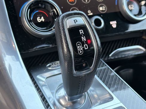 Used 2022 Land Rover Range Rover Sport SVR Carbon Edition AWD/4WD image 32