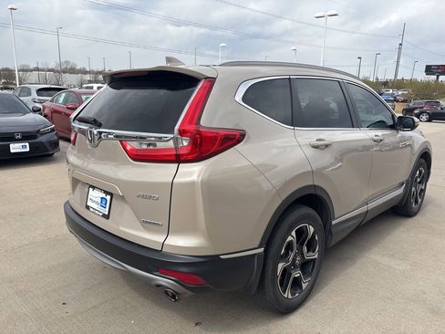 Used 2019 Honda CR-V Touring image 5