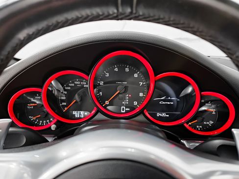 Used 2016 Porsche 911 Carrera image 19