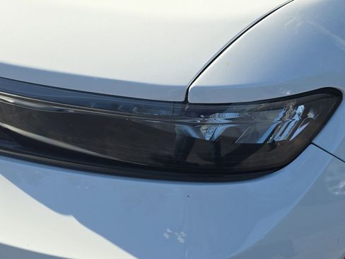 Used 2024 Jeep Grand Cherokee L Altitude image 10