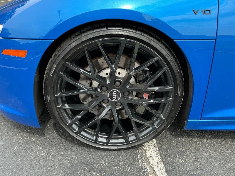 Used 2018 Audi R8 V10 AWD/4WD image 19